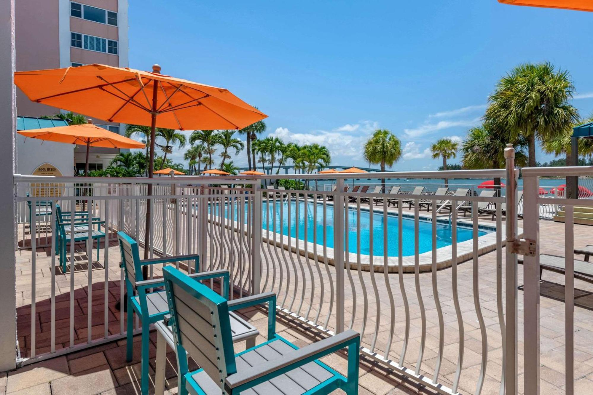 Winter The Dolphin'S Beach Club, Ascend Hotel Collection Clearwater Beach Zewnętrze zdjęcie