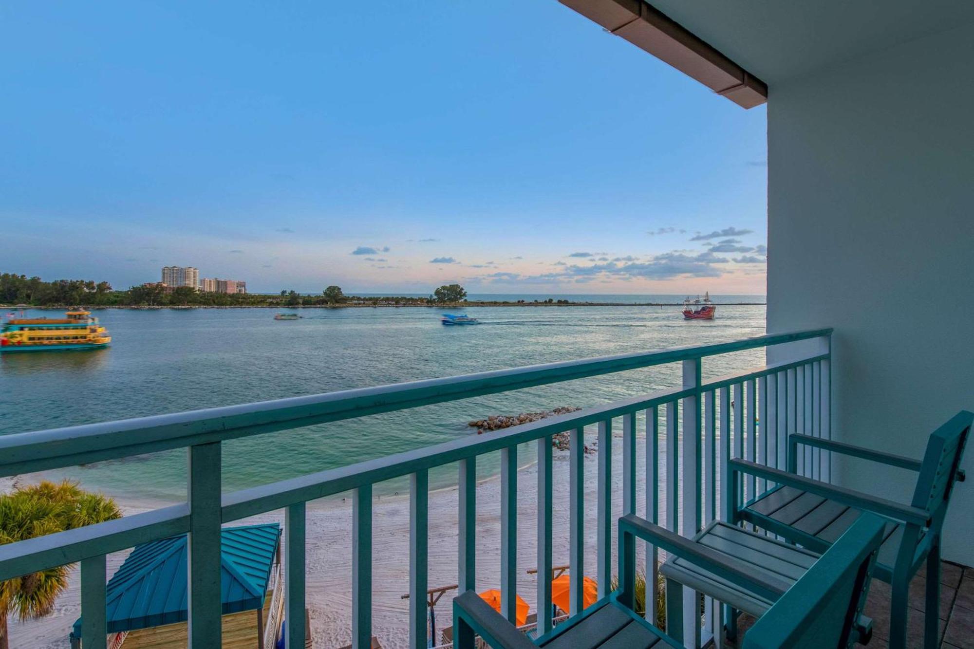 Winter The Dolphin'S Beach Club, Ascend Hotel Collection Clearwater Beach Zewnętrze zdjęcie