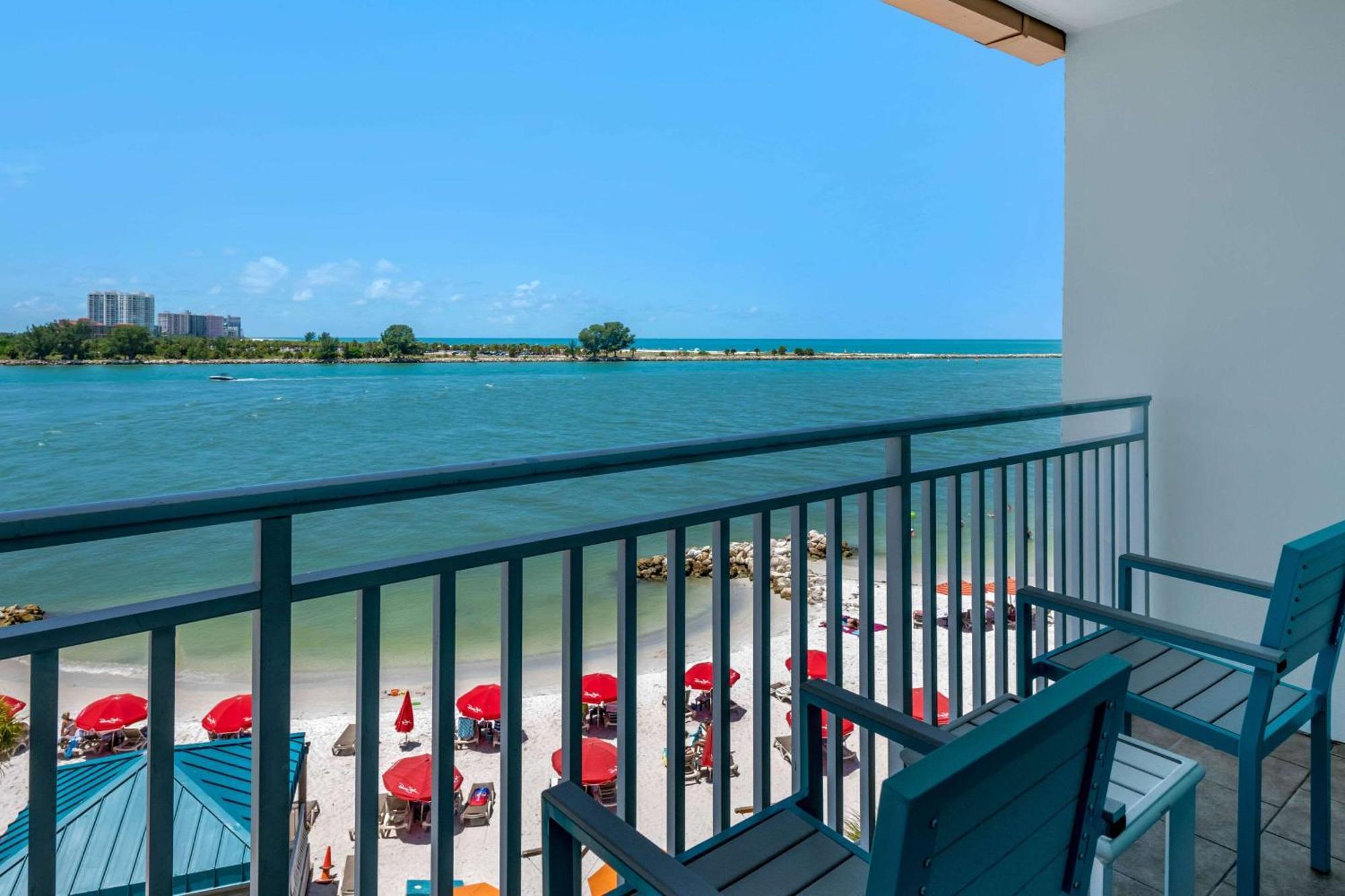 Winter The Dolphin'S Beach Club, Ascend Hotel Collection Clearwater Beach Zewnętrze zdjęcie